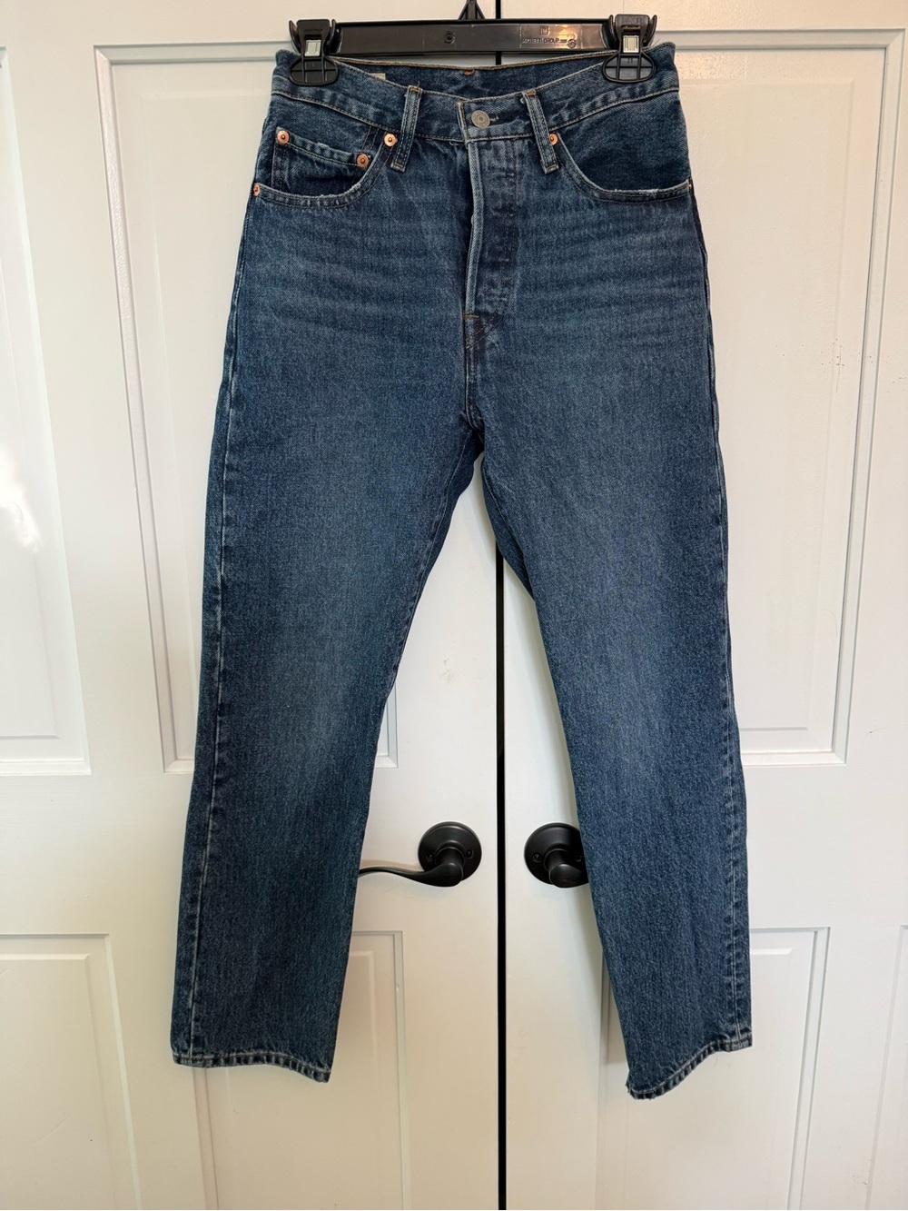 Levi's Straight Leg Jeans in Dark Blue Wash